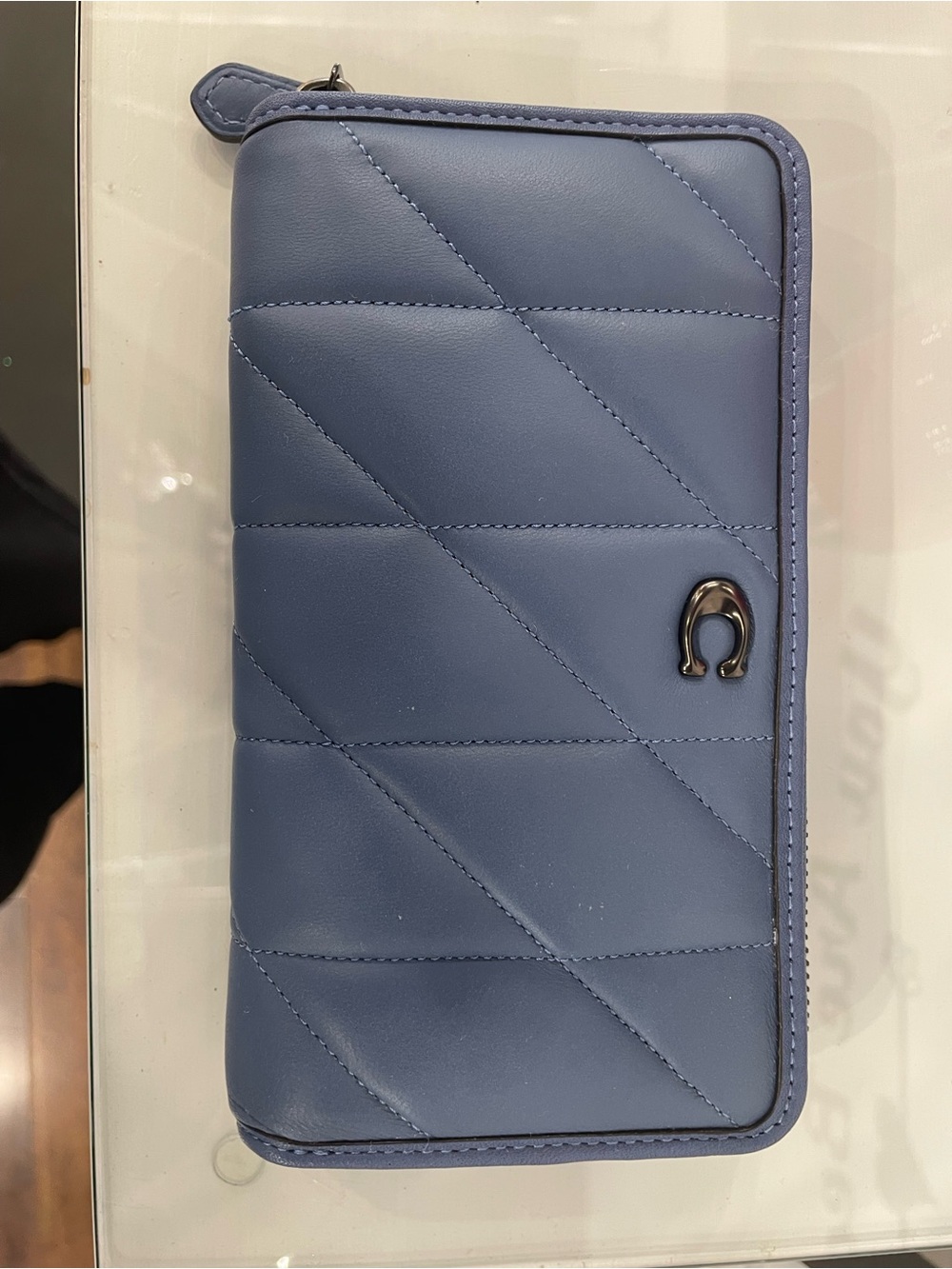 Coach C8570 Quilted Accordion/Zip-Around Wallet w/Interior Card Slots.